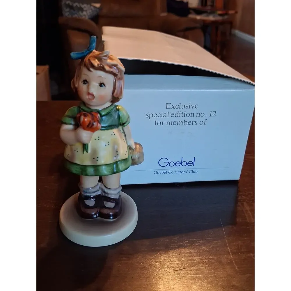 Hummel Goebel Exclusive Special Edition For Members - The Surprise